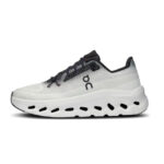 ON Cloudtilt Essentials