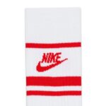 Nike Sportswear Dri-FIT Everyday Essential Crew Socks – White/University Red (3 Pairs) - Image 2