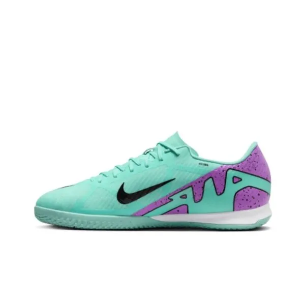 Nike Zoom Vapor 15 Academy IC Soccer Shoes