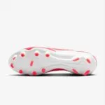 Nike Tiempo Legend 10 Club Multi-Ground Low-Top Men Soccer Shoes - Image 3