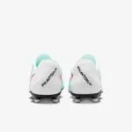Nike Phantom Luna 2 Club MG High-Top Men Soccer Shoes - Image 3