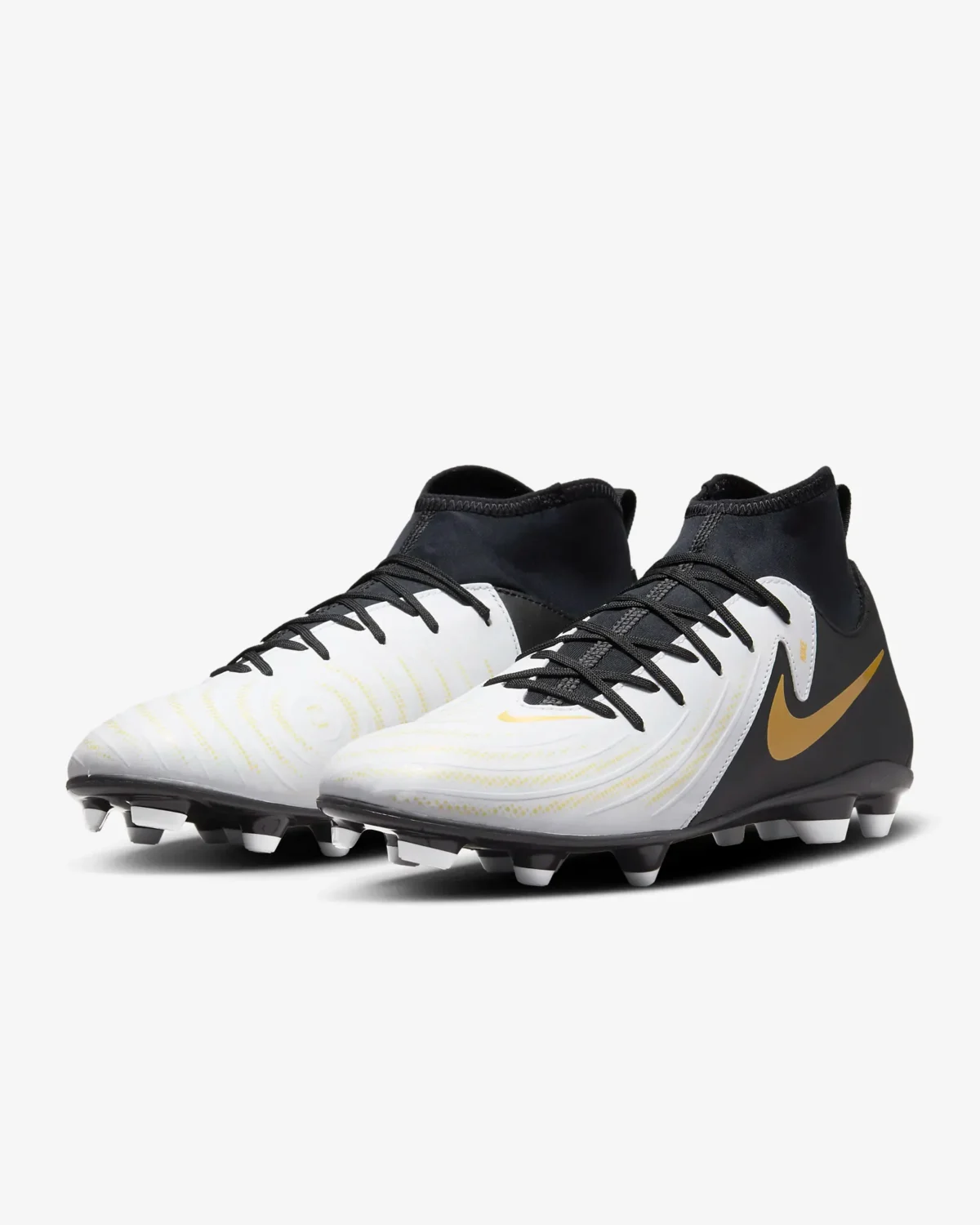 Nike Phantom Luna 2 Club MG High-Top Soccer Cleats - Image 3