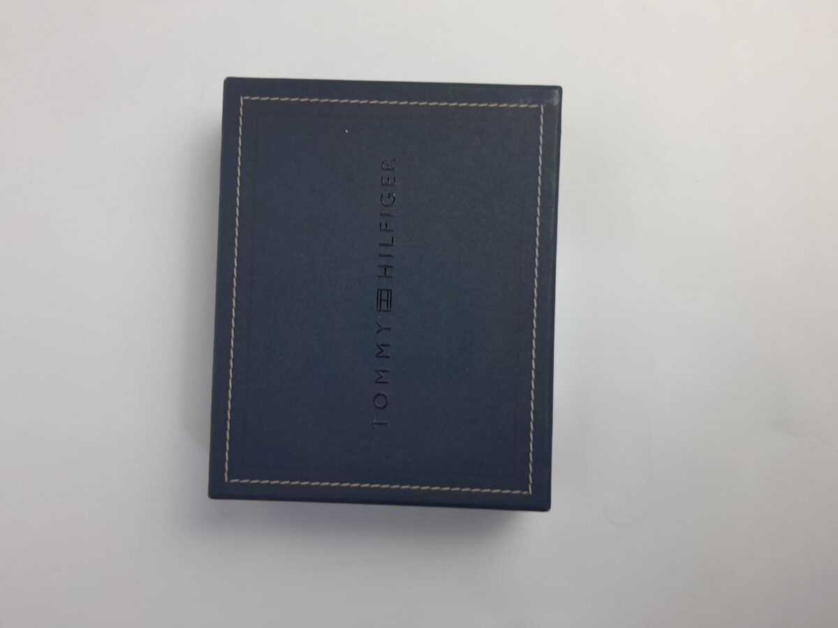 TH Signature Bifold Wallet - Image 6
