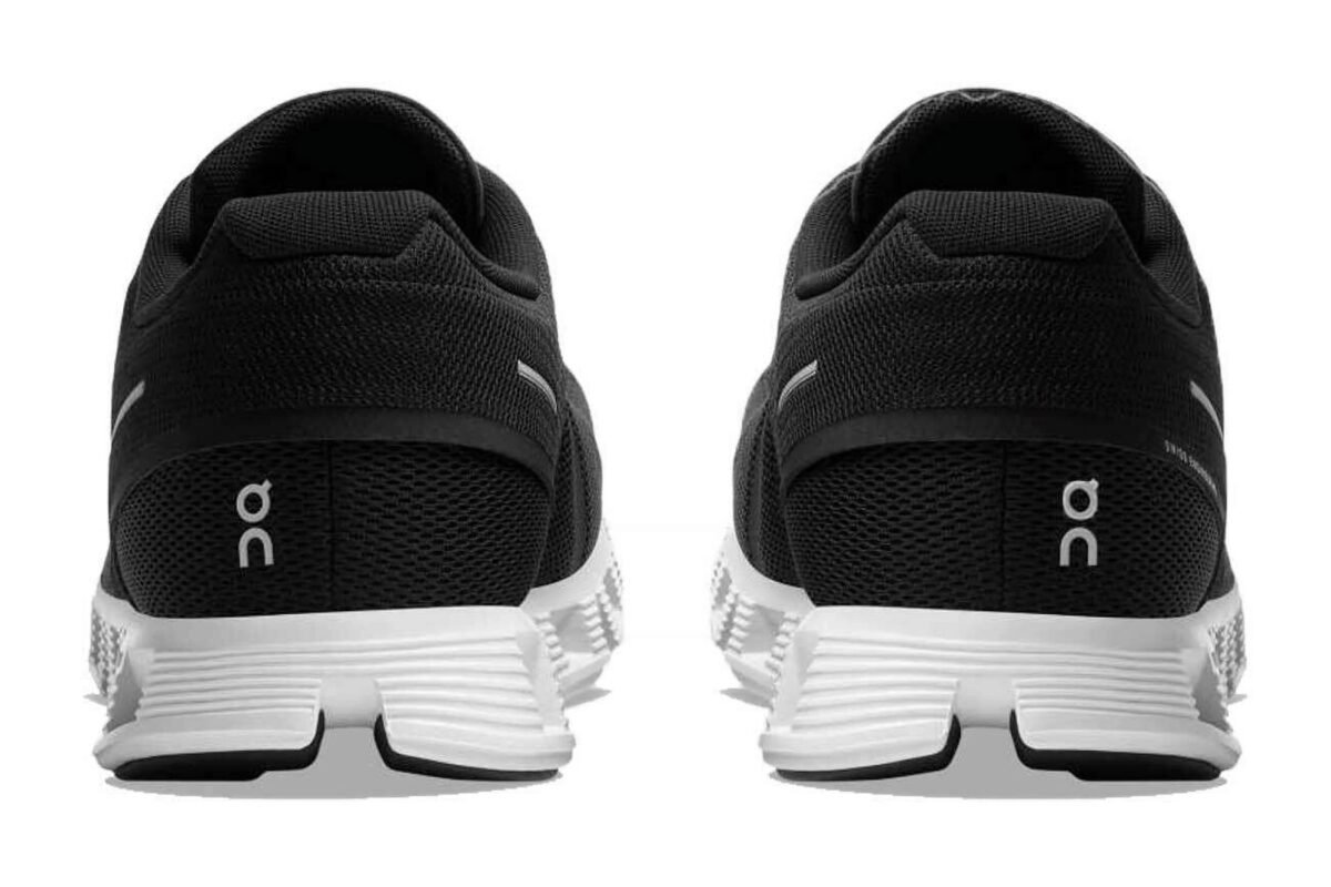 ON Running Cloud 5 Black/White Unisex Athletic Shoes - Image 3