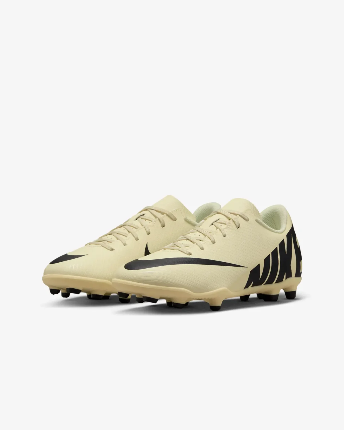 Nike Mercurial Vapor 15 Club Multi-Ground Soccer Shoes - Image 2