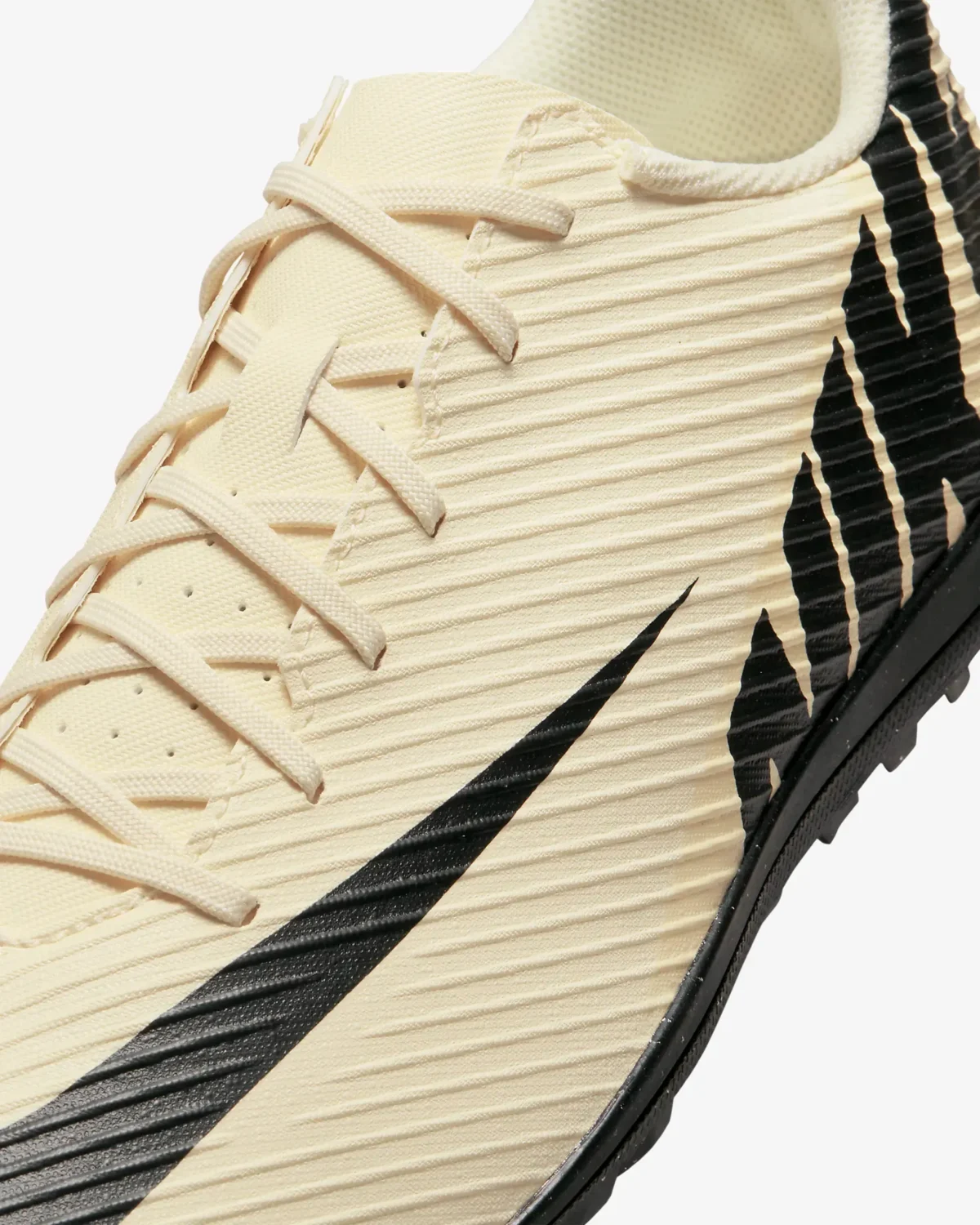 Nike Mercurial Vapor 15 Club Turf Low-Top Soccer Shoes - Image 5