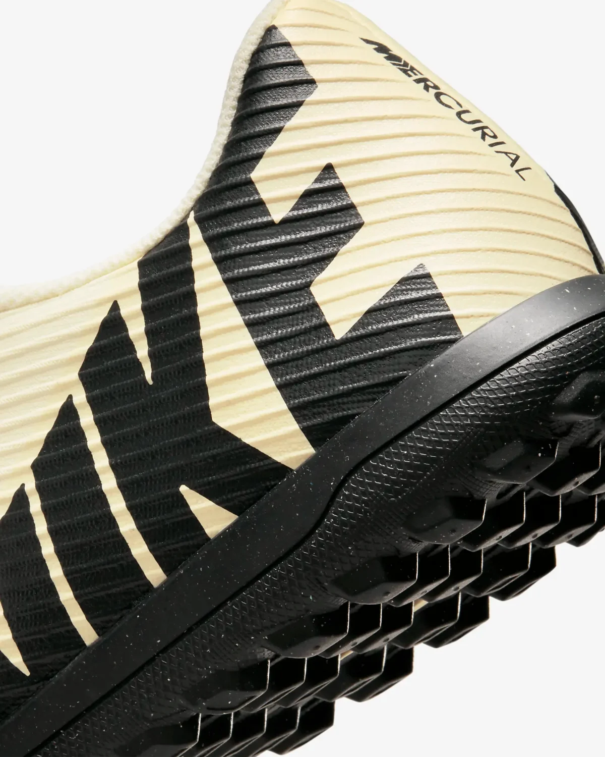 Nike Mercurial Vapor 15 Club Turf Low-Top Soccer Shoes - Image 6