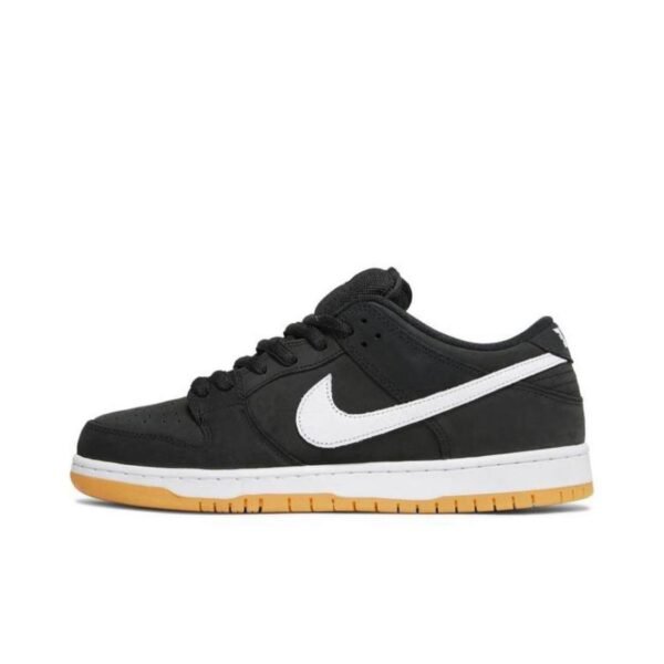 Nike SB Dunk Low Pro “Midnight Gum”