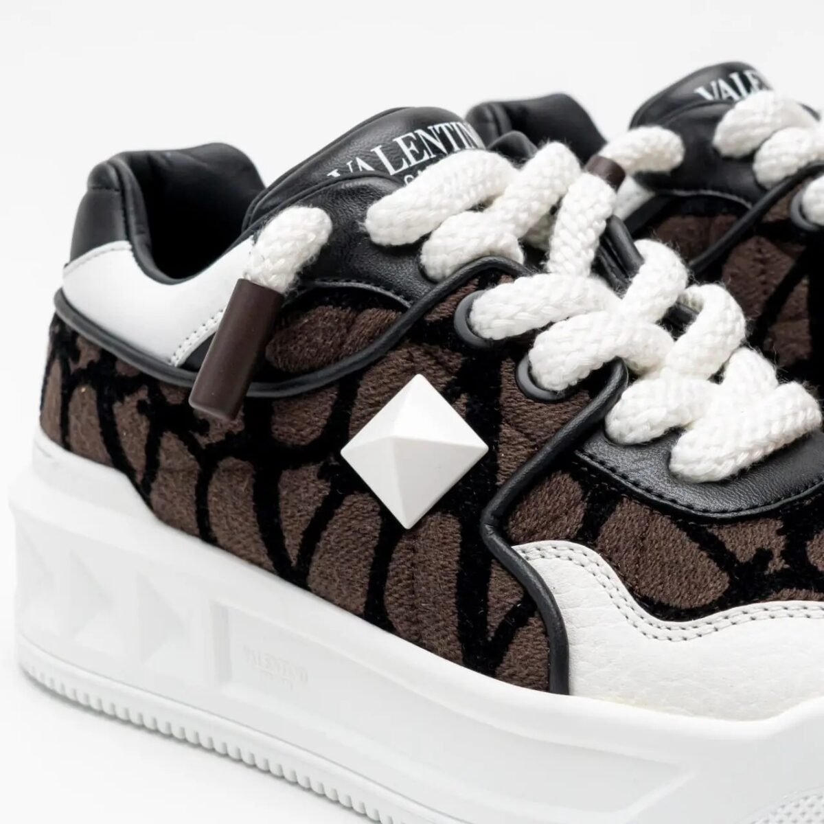 Valentino Garavani One Stud XL Leather Sneakers - Image 4