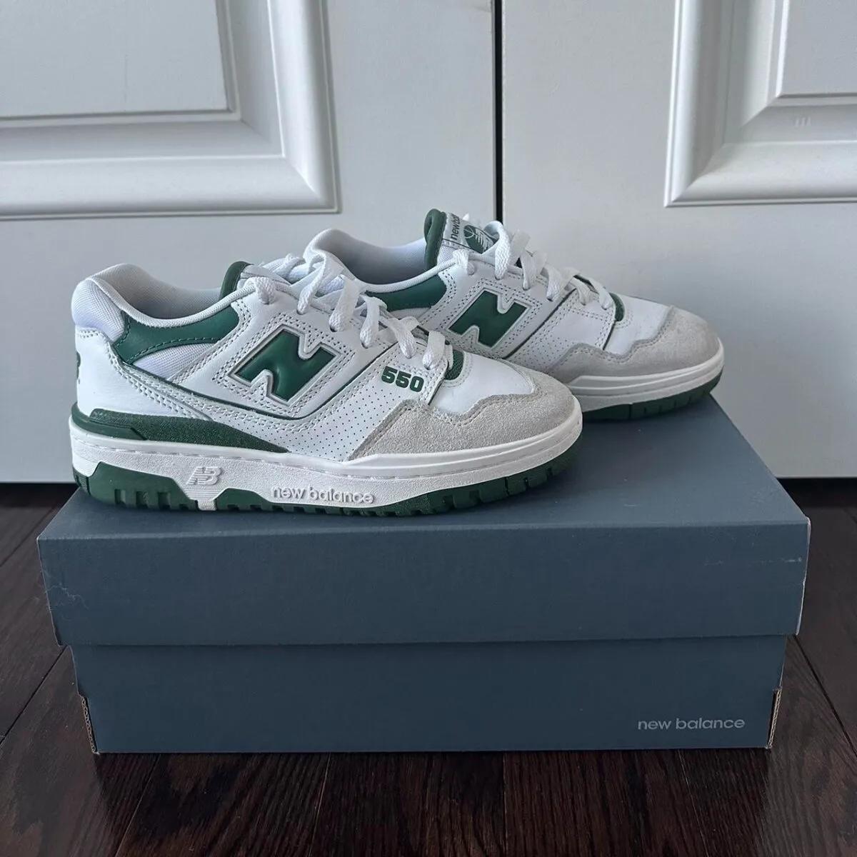 New Balance 550 White Green Unisex Sneakers - Image 5