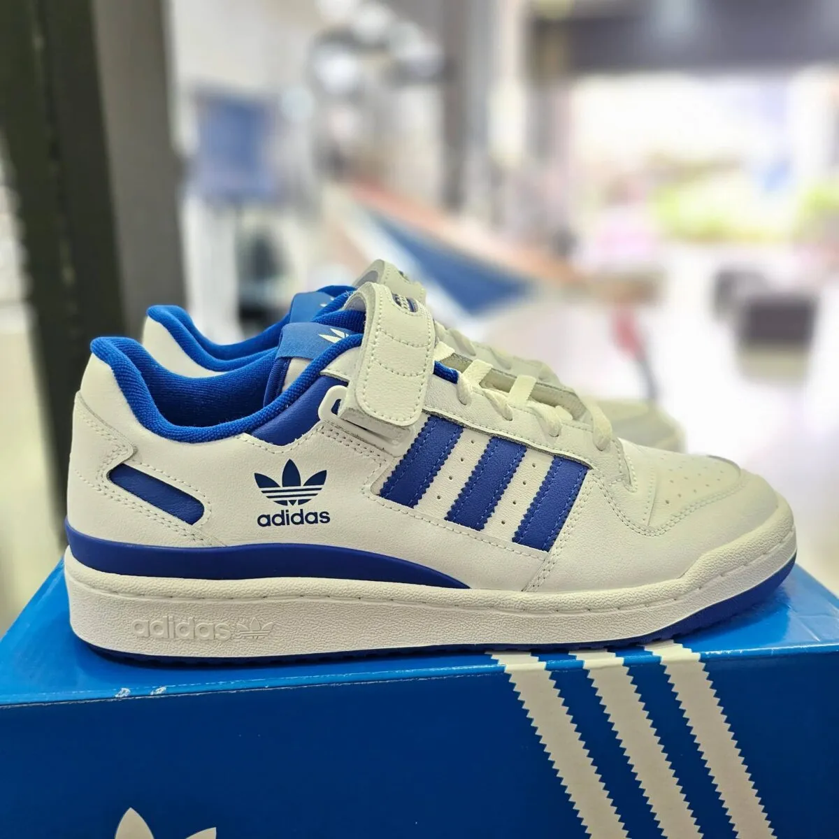 adidas Forum Low RetroBlast - Image 7