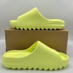Adidas Yeezy Slide "Onyx & Sand" - Image 8