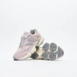 New Balance 9060 December Sky Sneakers - Image 4