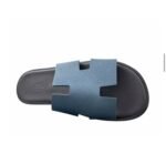 Hermès Izmir Sandal – Noir Smooth Calfskin Leather - Image 3