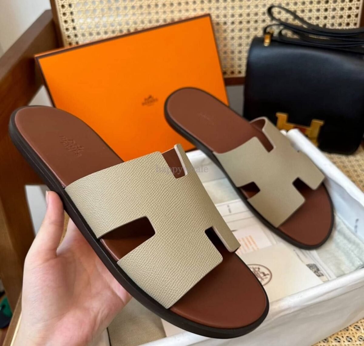 Hermès Izmir Sandal – Blanc Gomme Marron Epsom Leather - Image 5