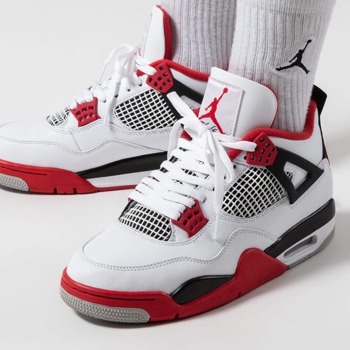 Air Jordan 4 Retro – Fire Red - Image 11