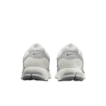 Nike Zoom Vomero 5 Shoes - Image 4