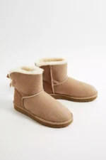UGG Mini Bailey Bow II Sand - Image 3