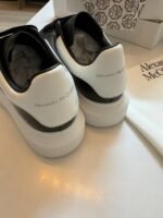 Alexander McQueen Oversized Platform Black - Image 4