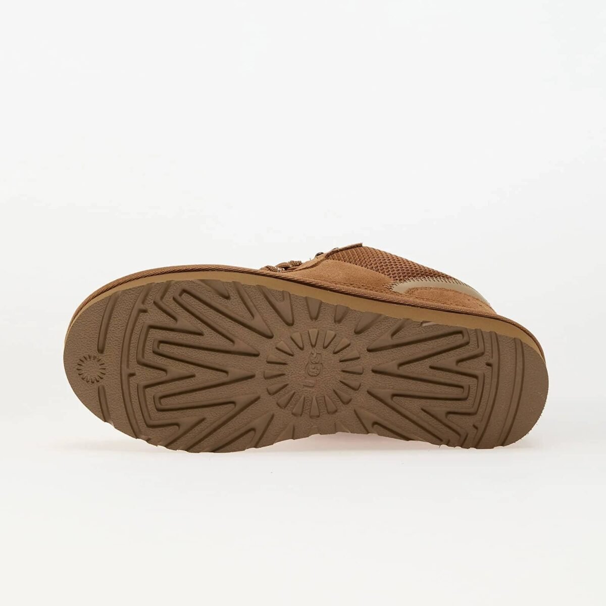 UGG Lowmel Chestnut - Image 7
