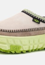 UGG Venture Daze – Ceramic Caterpillar - Image 2