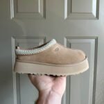 UGG Tazz Slipper – Sand - Image 2