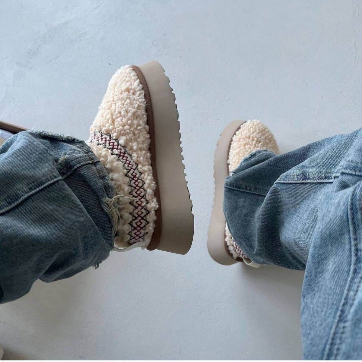 UGG Tazz Slipper – Heritage Braid Natural - Image 2