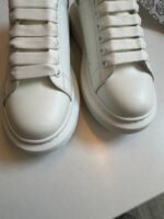 Alexander McQueen Women's Oversized Sneaker 'SilverMetallic' - Image 7