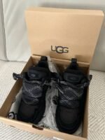 UGG Lowmel Black - Image 6