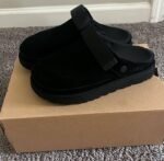 UGG Goldenstar Clog in Black - Image 2