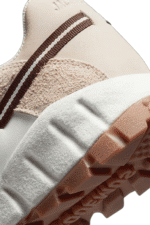 Nike Air Humara x Jacquemus – Light Bone & Gold - Image 2